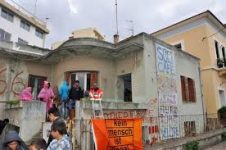 Supporting refugees on the border: the story of the Soli-Cafe.